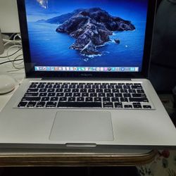 Apple MacBook Pro 13" 4 GB