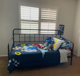 Twin bed frame with trundle