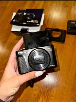 Canon SX740 HS
