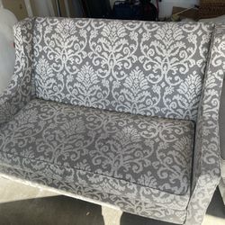 Couch/ LOVESEAT 