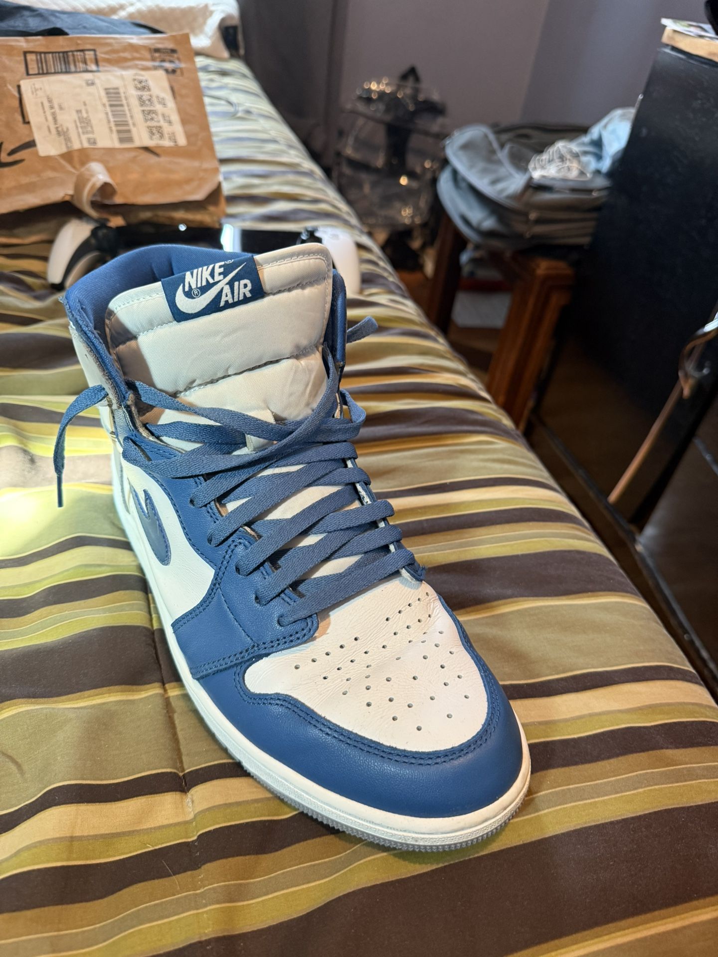 jordan 1s light blue