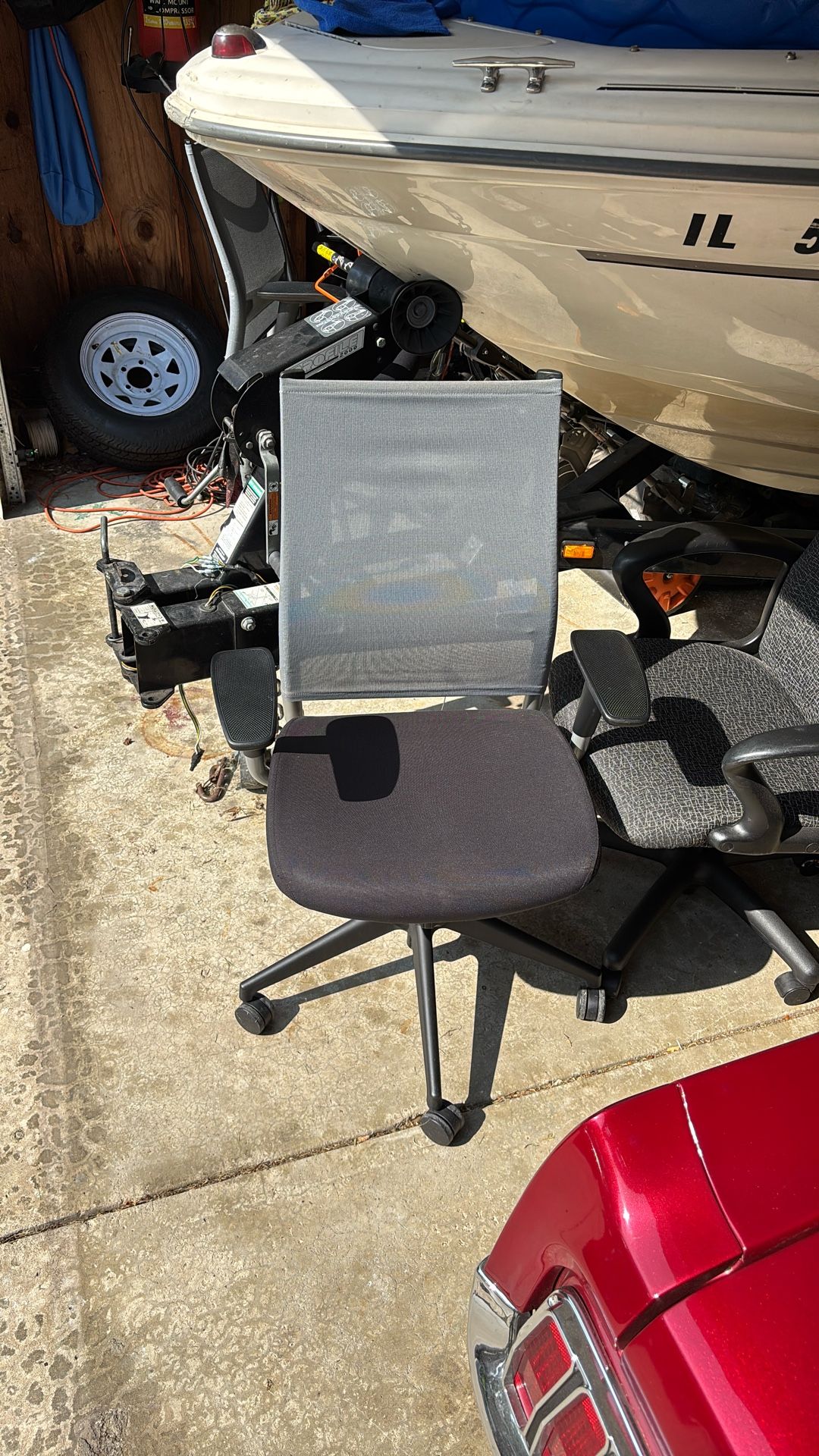 Office Chair Adjustable On Wheel Like New 