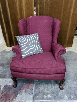 Broyhill Highback Chair - Free Delivery Throughout Omaha