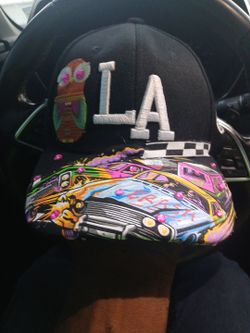 La hat not a snap back