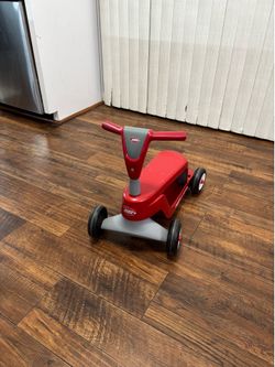 Radio flyer balance bike/scooter