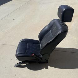 2015 infinity QX60  seat 