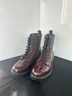 Hazel & Ivy Women's Burgundy Combat Boots with Side Zipper