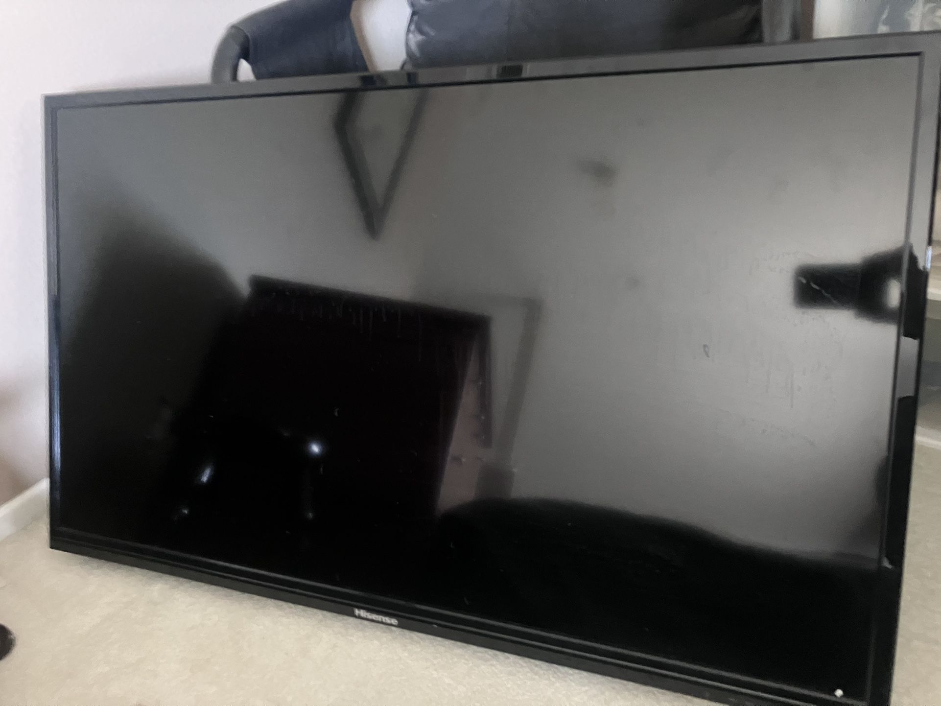 Hisense LCD  Tv Not A Smart Tv