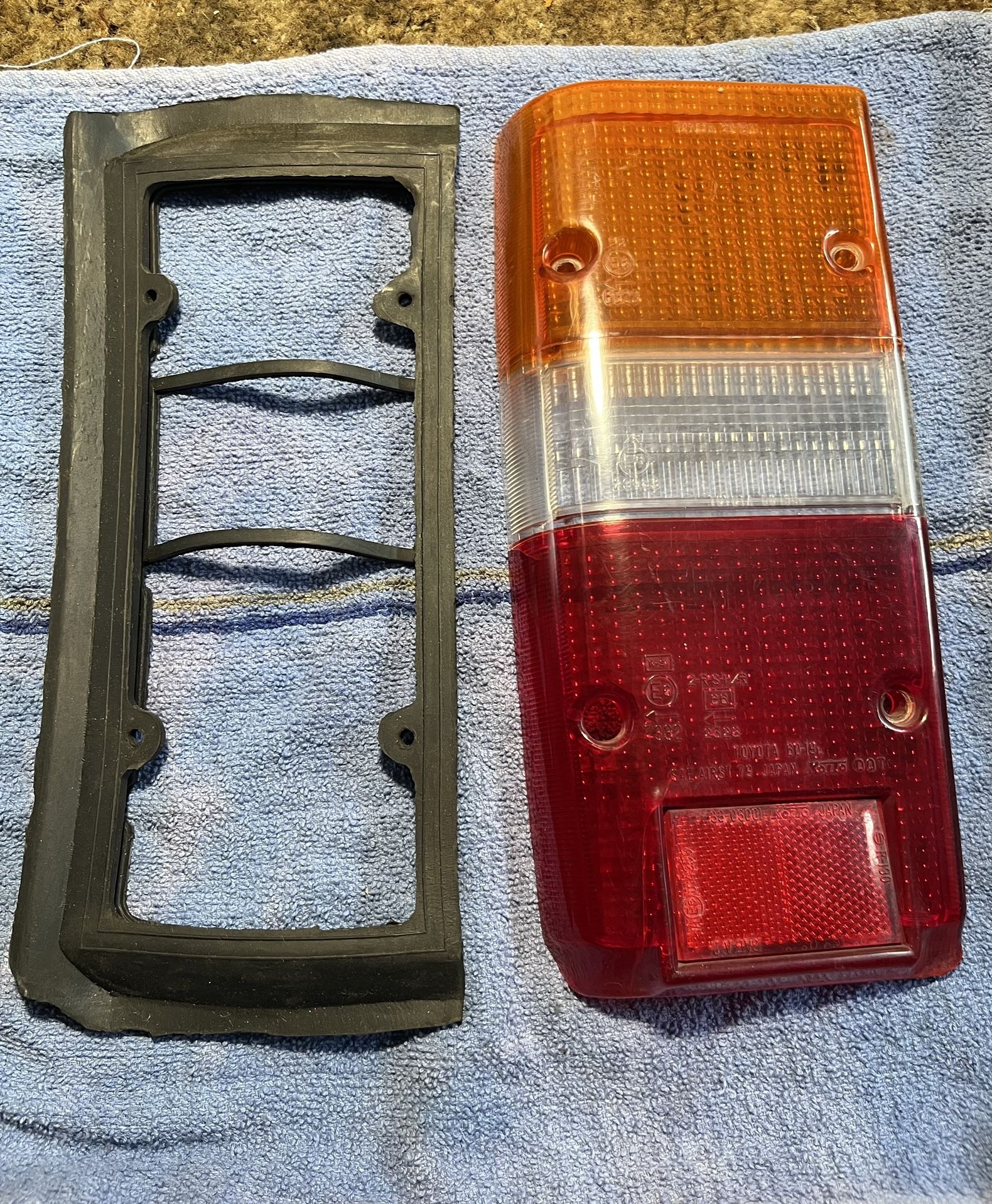 1979 Toyota, Land Cruiser Wagon, Used, Driver Tail, Light, And Running Light 