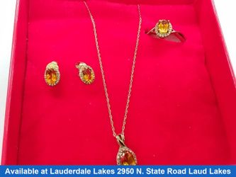 Ensemble - Yellow Gold 10k (.417) 5.3 grams
