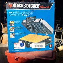 3 In One Black N Decker Grill, Grittle And Waffle Maker, 