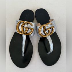 Gucci Flats Sandals Thong GG Marmont Gold Silver Size 35 US 5 
