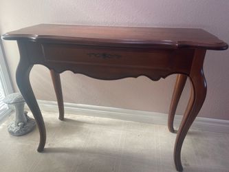 Ethan Allen Entry Table (Solid Wood)