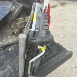 2014 hiunday Elantra radiador condensador