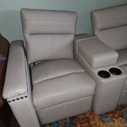 R V Couch