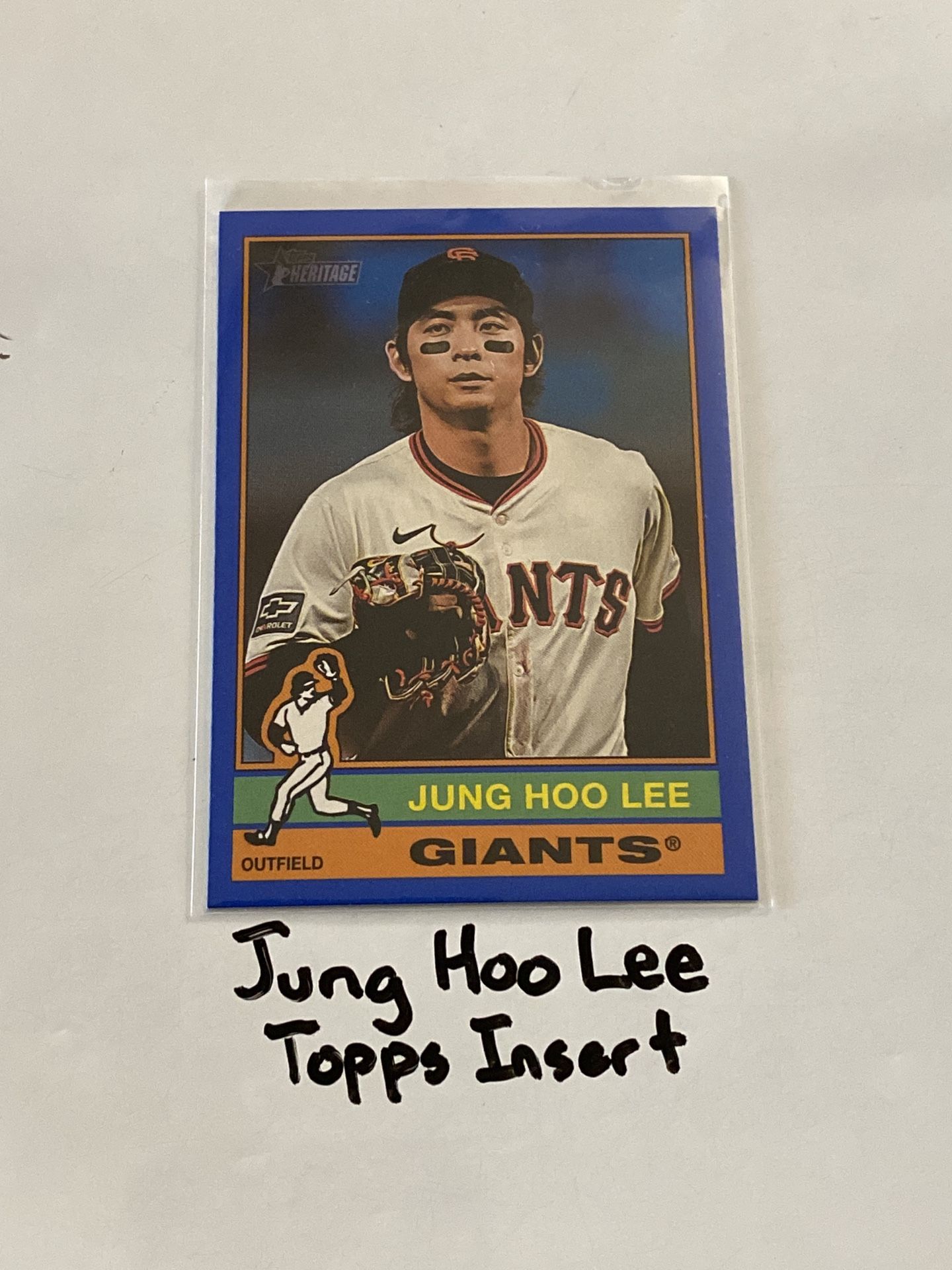 Jung Hoo Lee San Francisco Giants Outfielder Topps Short Print Insert Card.