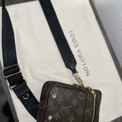 Louis Vuitton Crossbody Bag