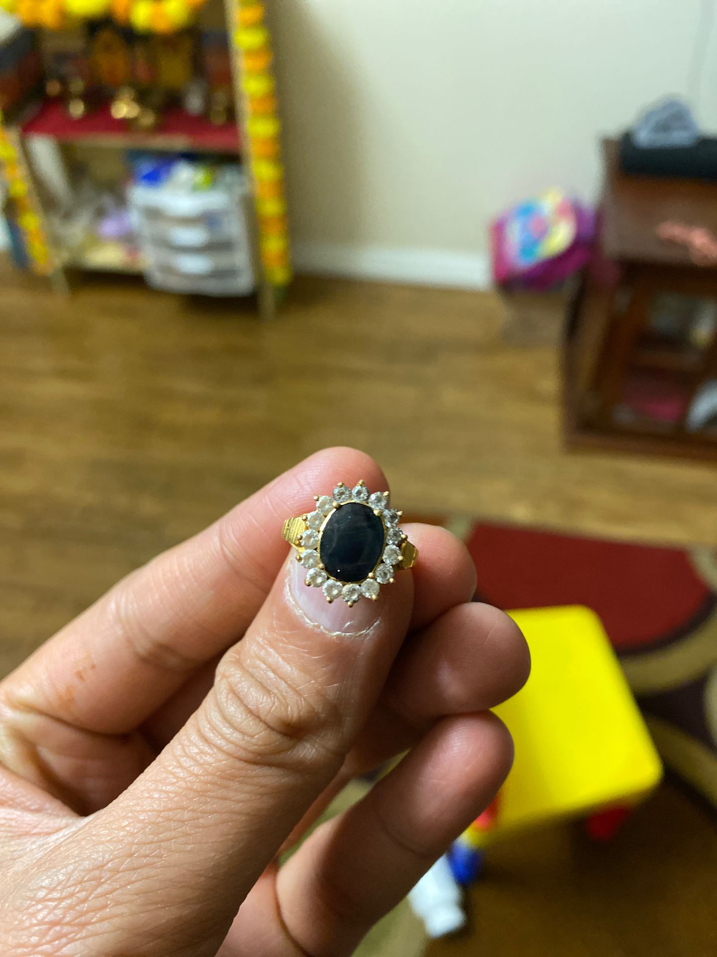 Gold Sapphire ring