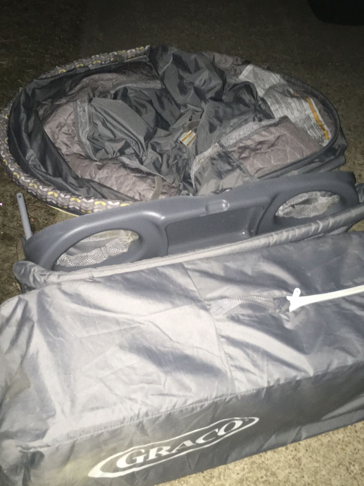 Like new Grayco pack and play with canopy and changing table carrying case only $35