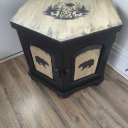 Rustic End Table/ Nightstand 