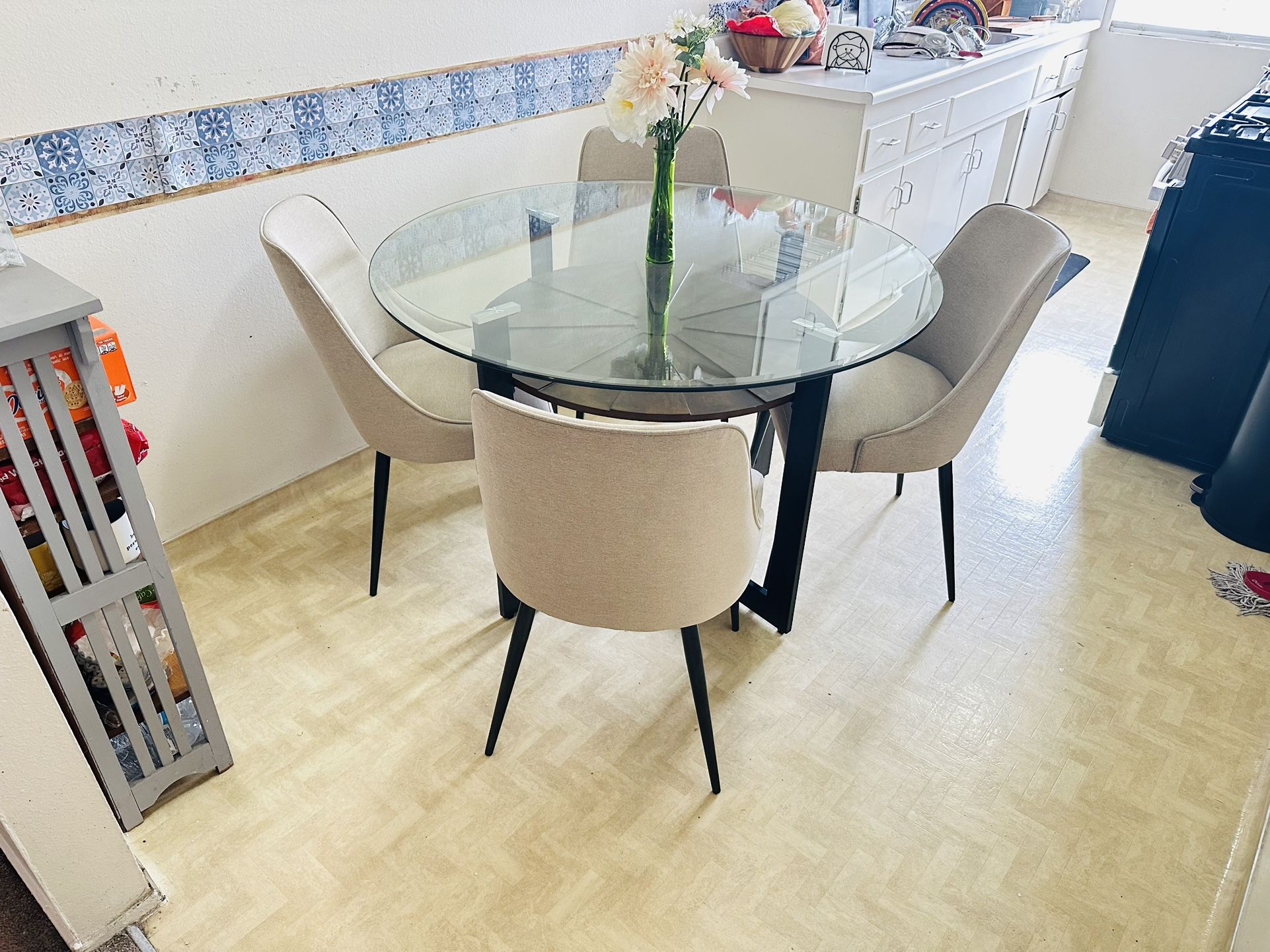 Designer Dining Table Set