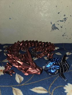 3d printed dragon and shark