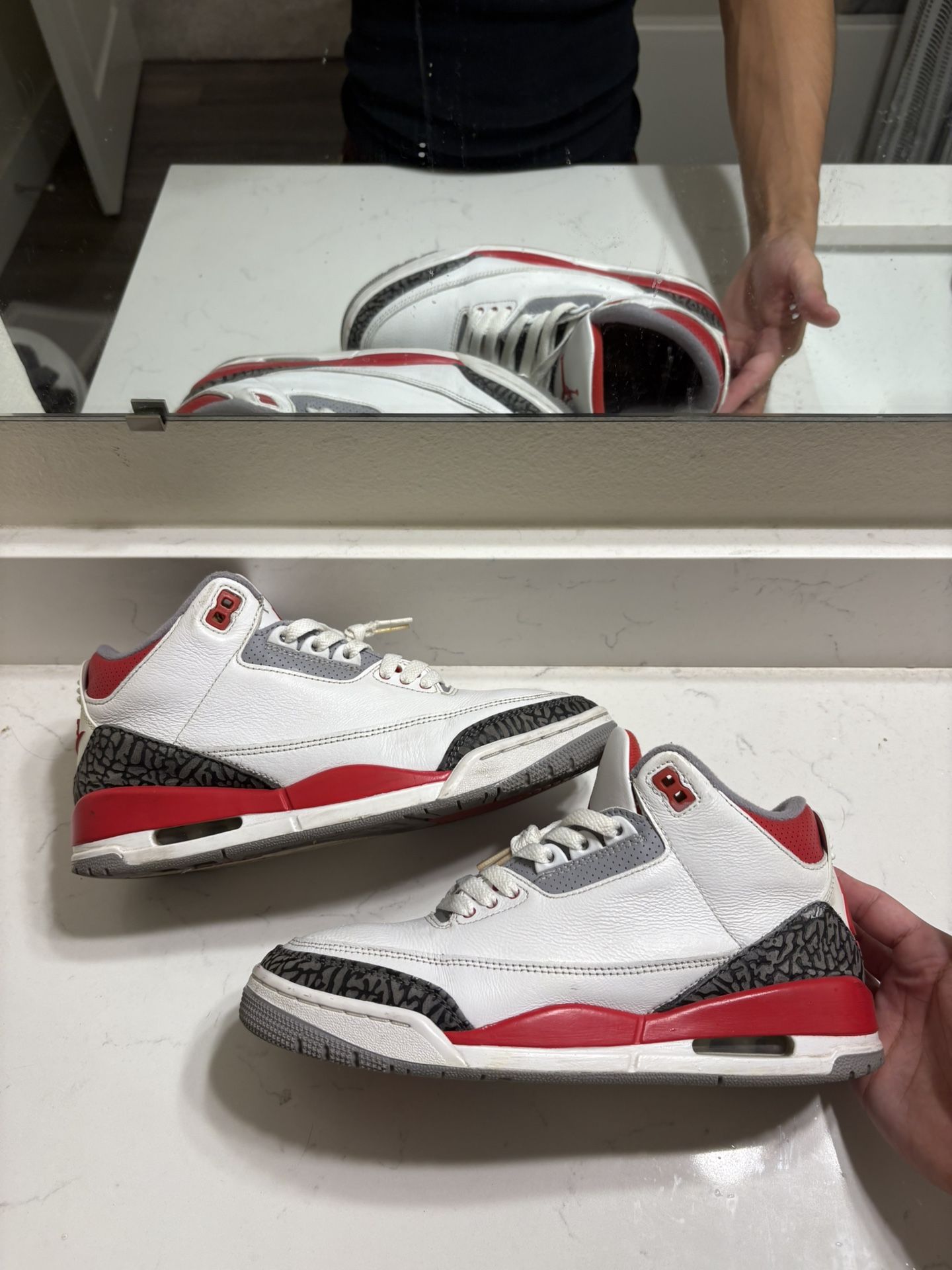 Jordan 3 Fire red Size 8