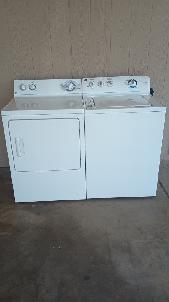GE, WASHER AND DRYER. Super Capacity
