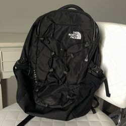 THE NORTH FACE Backpack - Borealis (black)