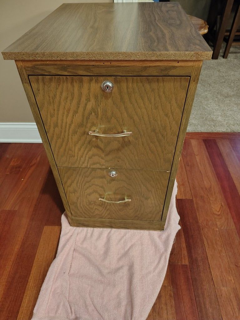 FREE 2 Drawer File Cabinet