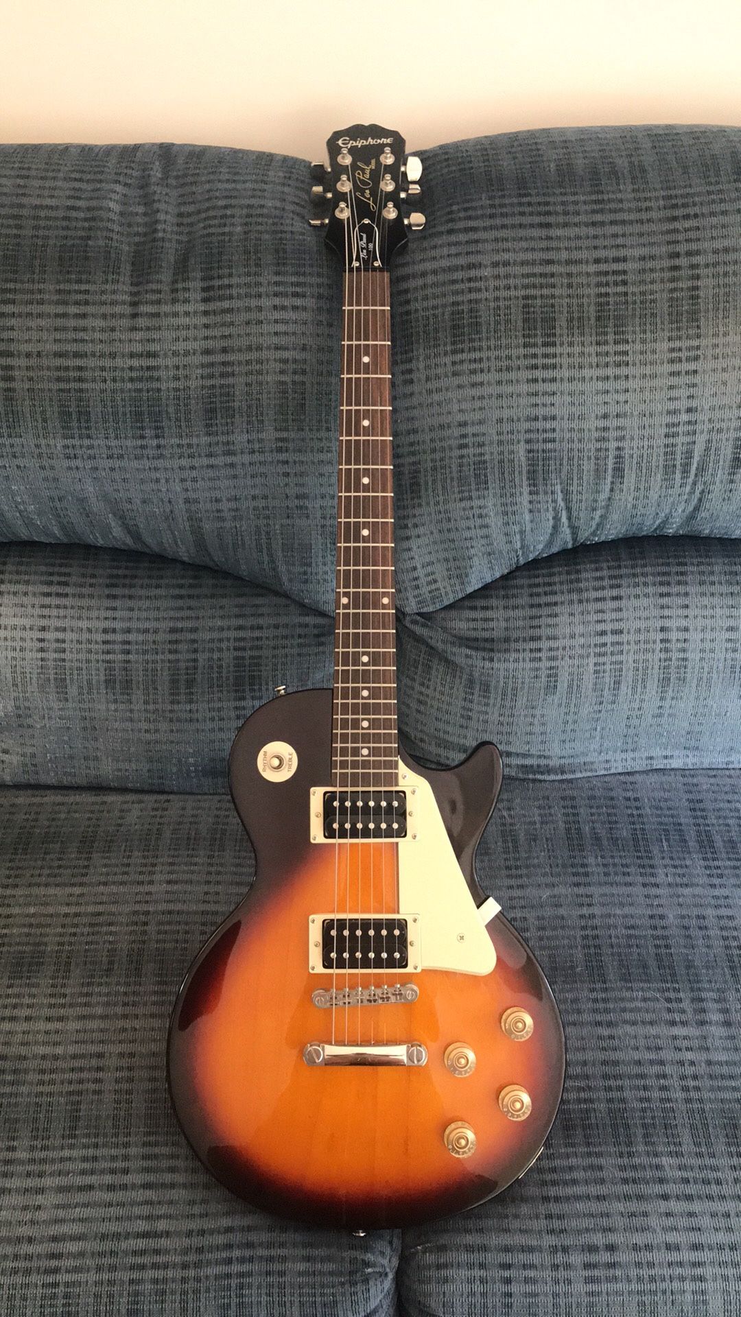 Epiphone Les Paul 100 in Vintage Sunburst