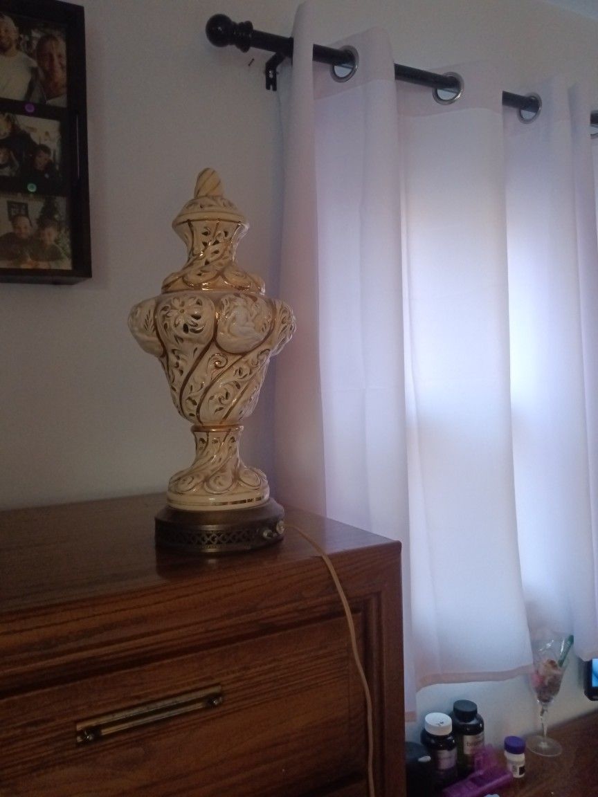 Mid-century Capodimonte Mid-century Lamp