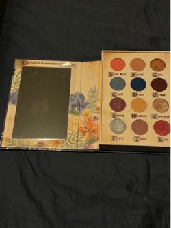 Eyeshadow  Palette