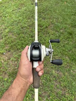 White Bird Bait caster Combo