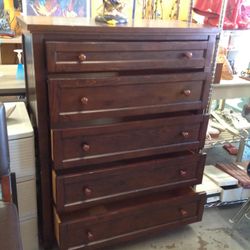 Brown Heavy Duty 5 Drawer Chest of Drawers For Sale
