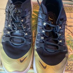 Nike Air Black And Gold Size 9