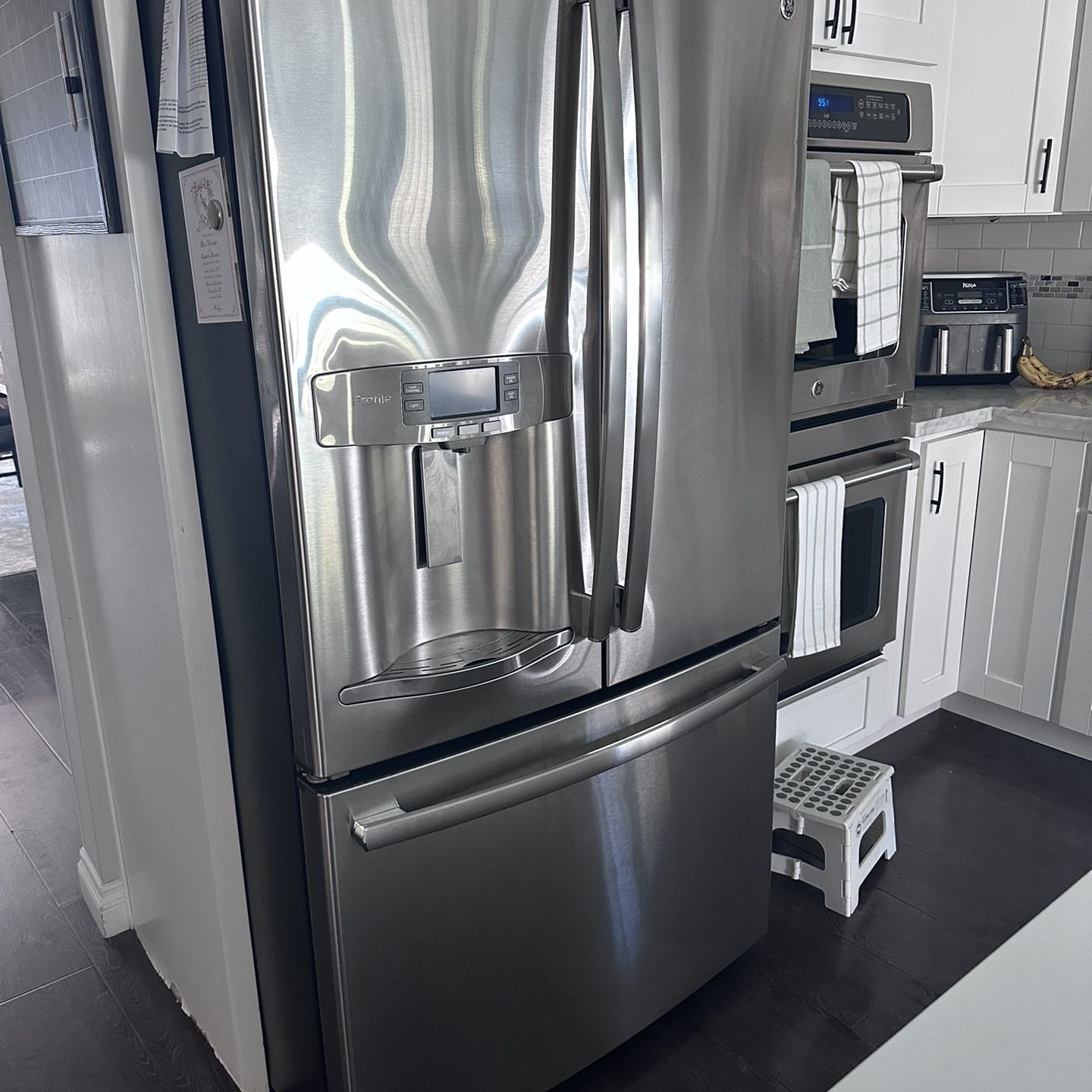 GE Refrigerator Stainless Steel 