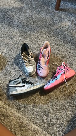 Shoes both size 9