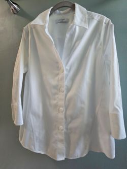 Crisp white, Foxcroft no-iron button up shirt/blouse (women's sz 10)