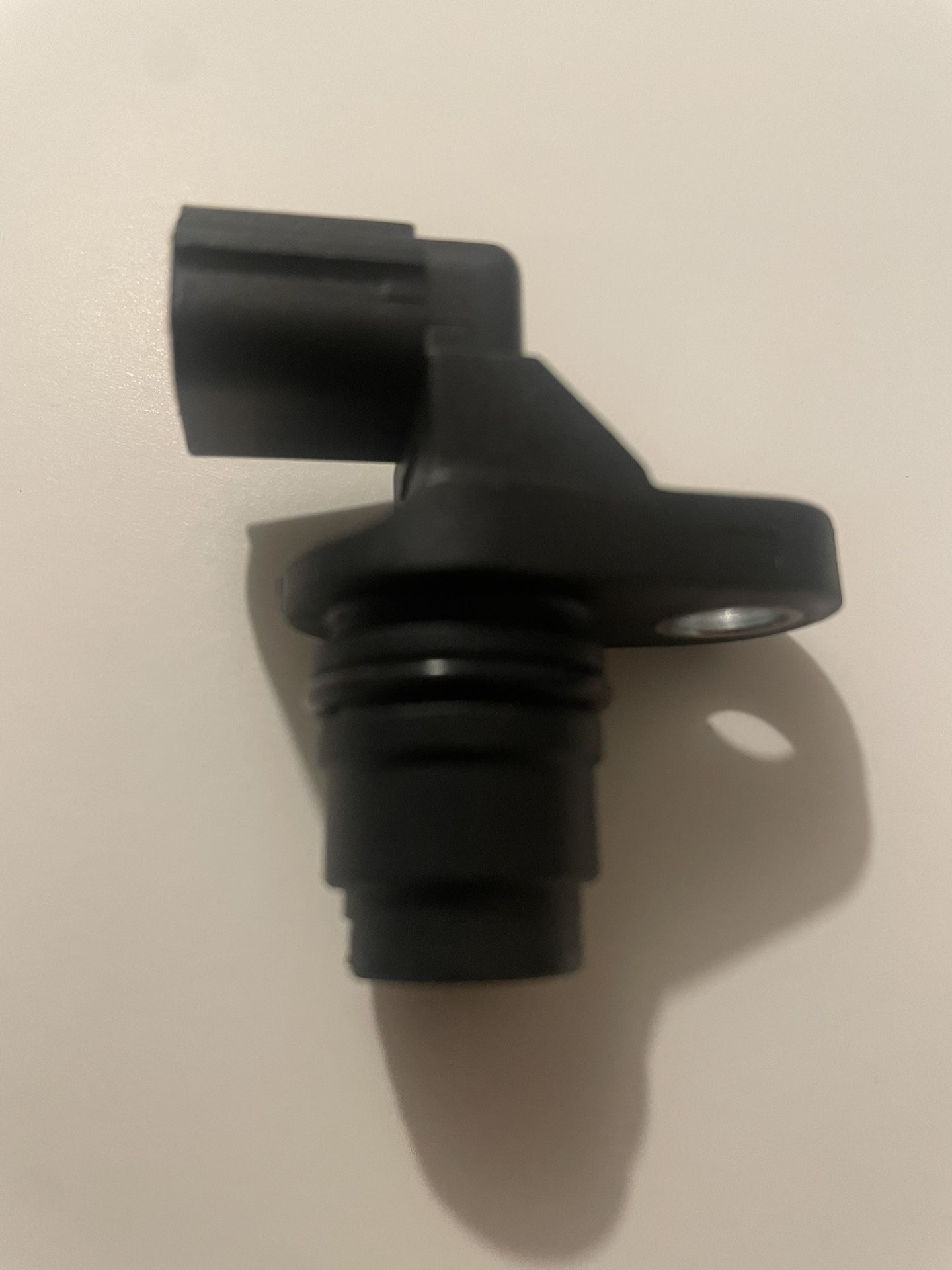 3 Terminal Camshaft Sensor Part# 18 -2466