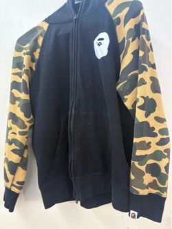 (USED) Authentic Bape hoodie zip up