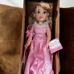 Disney Princess Aurora Tea Doll 