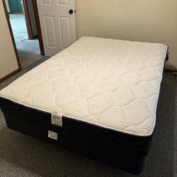Brand New Full Size Serta Bed 
