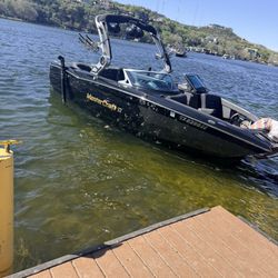 FOR SALE: 2018 MASTERCRAFT X STAR 50TH ANNIVERSARY - $127,000 Only 328 Hours | Trailer Included | Special 50th Anniversary Edition Key Specs •  Make/M