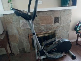 ProForm 900 CardioCross Elliptical Machine