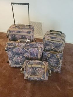 Five piece luggage set