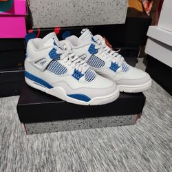 Jordan 4