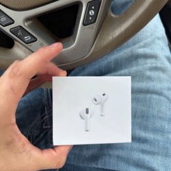 Apple AirPods 4th Generation 