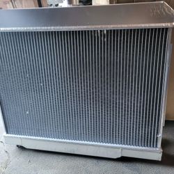 Dna Motoring 3-Row Full Aluminum Radiator Compatible with 72-83 Jeep CJ5/76-86 CJ7 3.8L / 4.2L / 5.0L