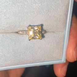 Engagement Ring/Promise Ring 